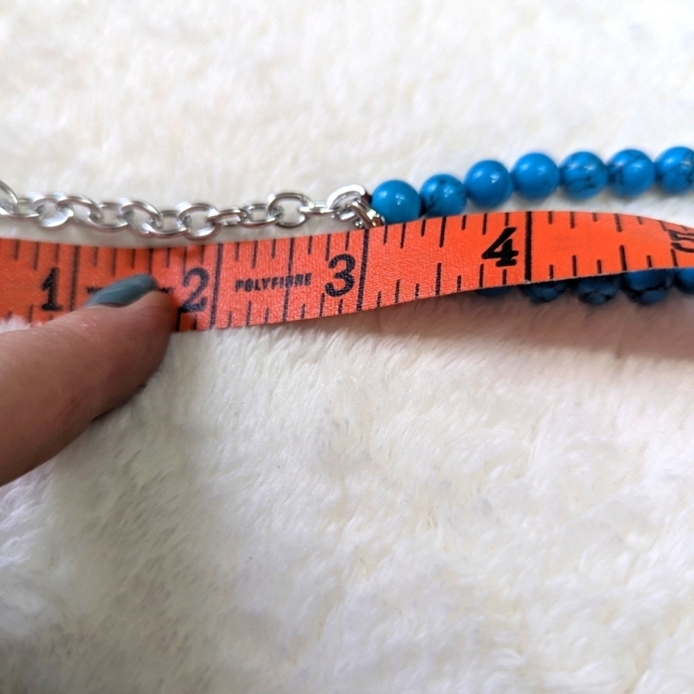 Vintage Blue Howelite Beaded Jewelry Set, Necklace, Bracelet, & Earrings - Picture 5 of 10